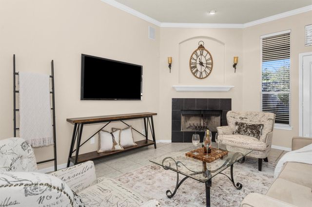 3407 Fitzgerald Drive, Montgomery, TX 77356