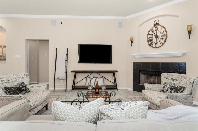 3407 Fitzgerald Drive, Montgomery, TX 77356