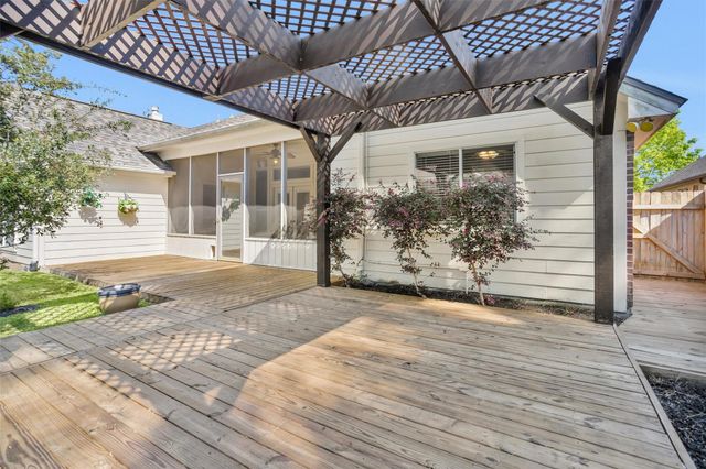 3407 Fitzgerald Drive, Montgomery, TX 77356