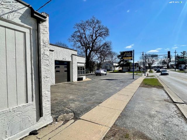 530 E PARK Avenue, Libertyville, IL 60048