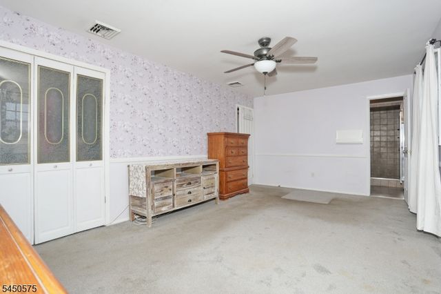 62 Molinari Dr, Wanaque Boro, NJ 07465