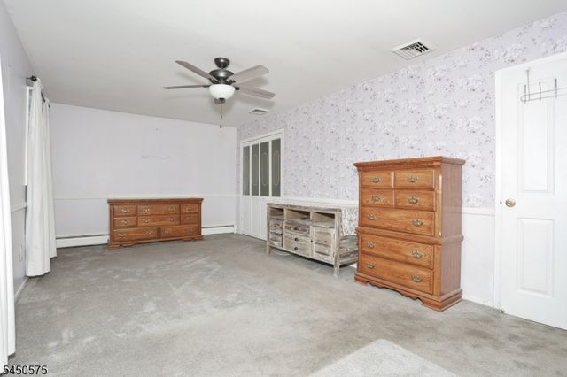 62 Molinari Dr, Wanaque Boro, NJ 07465
