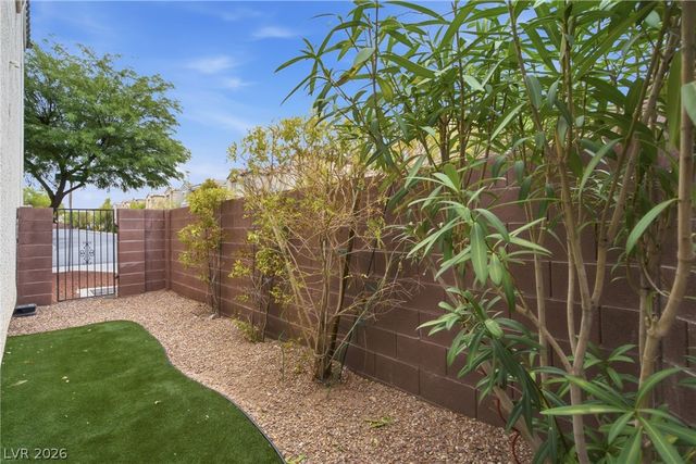 7316 Cobbs Hill Street, Las Vegas, NV 89139