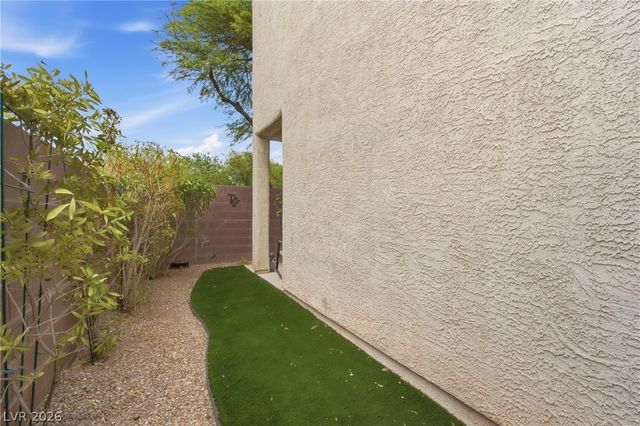 7316 Cobbs Hill Street, Las Vegas, NV 89139