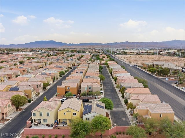 7316 Cobbs Hill Street, Las Vegas, NV 89139