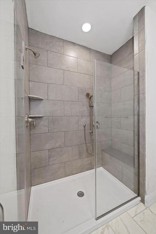 405 LEAHY DR, Newark, DE 19711