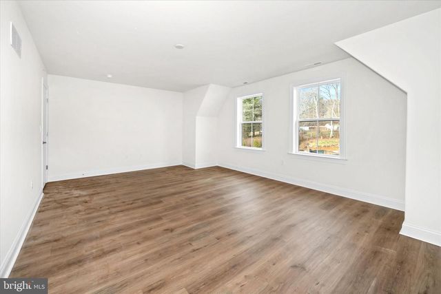 405 LEAHY DR, Newark, DE 19711