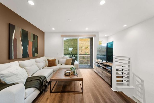 647 Fahrenheit Drive, San Marcos, CA 92078