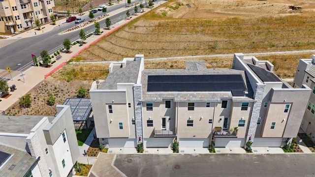 647 Fahrenheit Drive, San Marcos, CA 92078