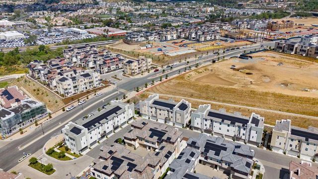 647 Fahrenheit Drive, San Marcos, CA 92078