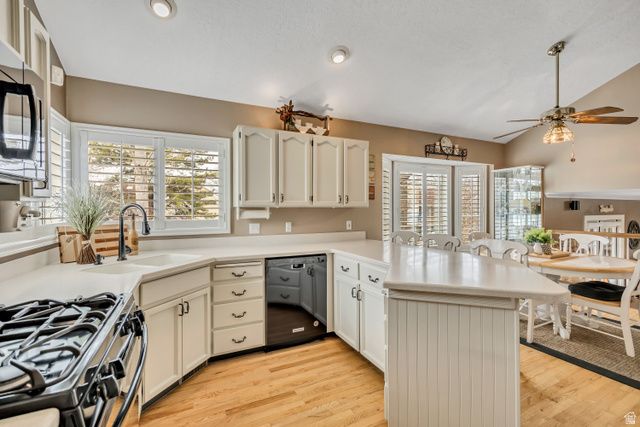 5446 S CROSSPOINTE CIR, Taylorsville, UT 84123