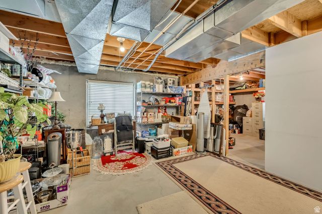 5446 S CROSSPOINTE CIR, Taylorsville, UT 84123