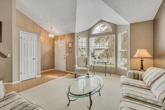 5446 S CROSSPOINTE CIR, Taylorsville, UT 84123