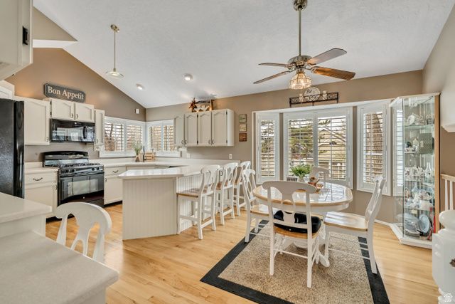 5446 S CROSSPOINTE CIR, Taylorsville, UT 84123