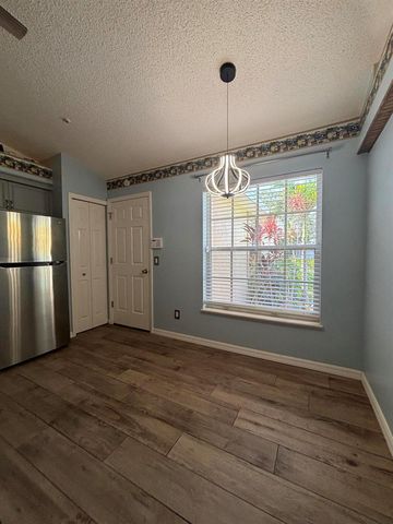 2274 SE LONGHORN Avenue, Port St. Lucie, FL 34952
