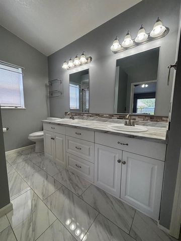 2274 SE LONGHORN Avenue, Port St. Lucie, FL 34952