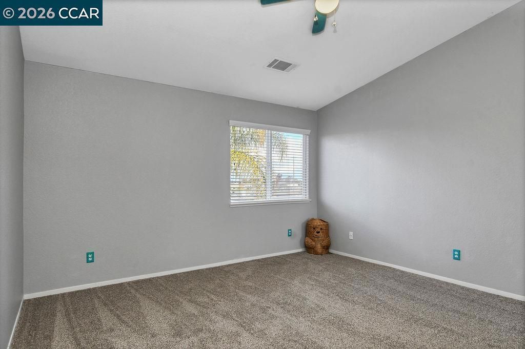 Image 13 of property listing at 361 361 Clove Way, Oakley, CA 94561