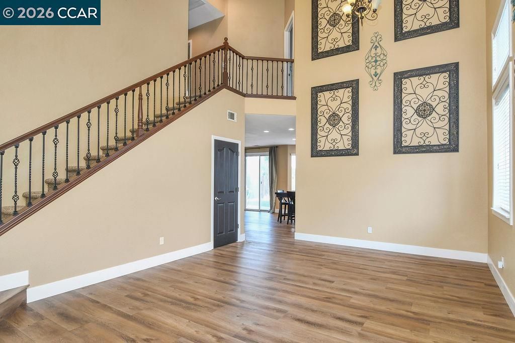 Image 4 of property listing at 361 361 Clove Way, Oakley, CA 94561