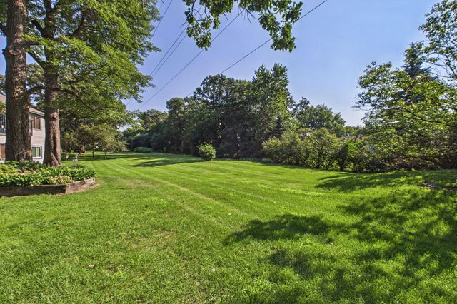 12161 Grouse Street NW 306, Coon Rapids, MN 55448