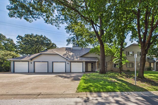 12161 Grouse Street NW 306, Coon Rapids, MN 55448