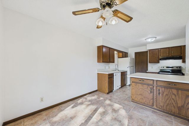 12161 Grouse Street NW 306, Coon Rapids, MN 55448