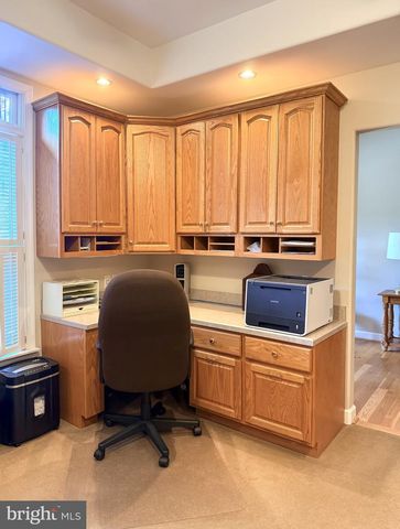 18722 FOUNTAIN TERRACE, Hagerstown, MD 21742