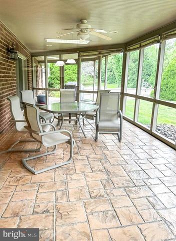 18722 FOUNTAIN TERRACE, Hagerstown, MD 21742
