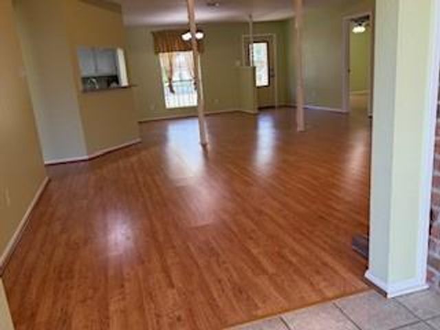 9260 Meadowbend Drive, Beaumont, TX 77706