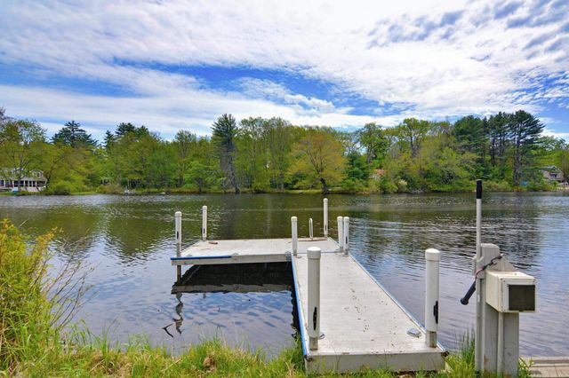 33 Moccasin Trail, Hillsborough, NH 03244