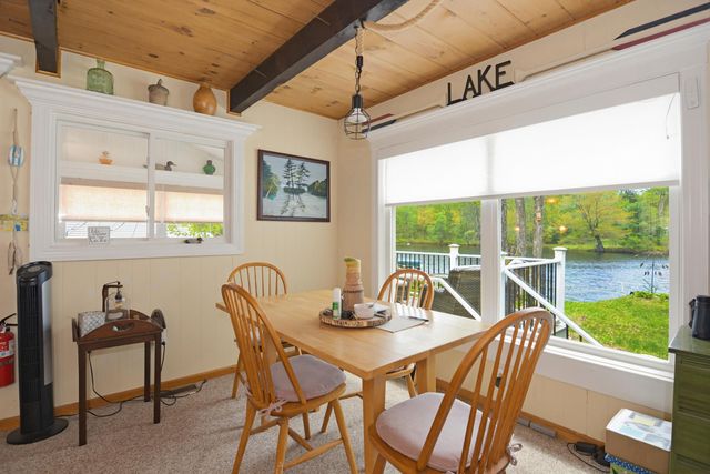 33 Moccasin Trail, Hillsborough, NH 03244