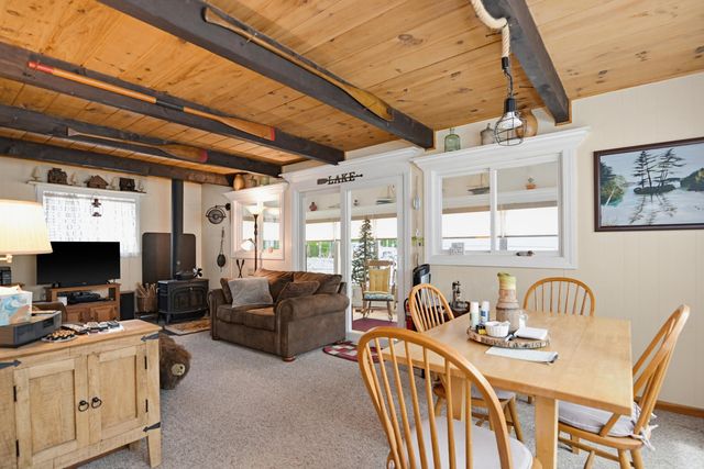 33 Moccasin Trail, Hillsborough, NH 03244