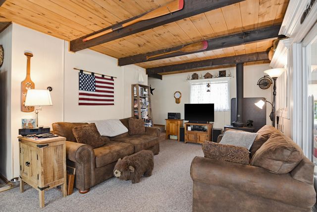 33 Moccasin Trail, Hillsborough, NH 03244