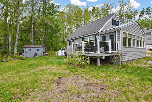 33 Moccasin Trail, Hillsborough, NH 03244
