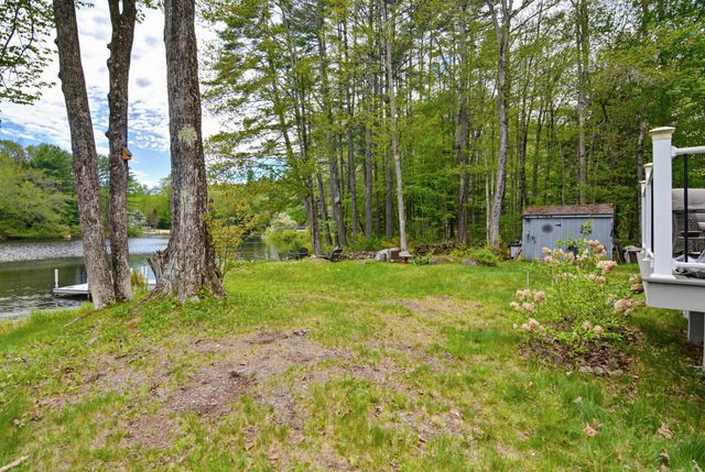 33 Moccasin Trail, Hillsborough, NH 03244
