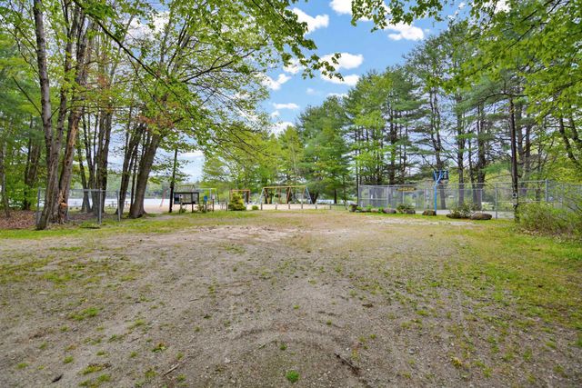 33 Moccasin Trail, Hillsborough, NH 03244