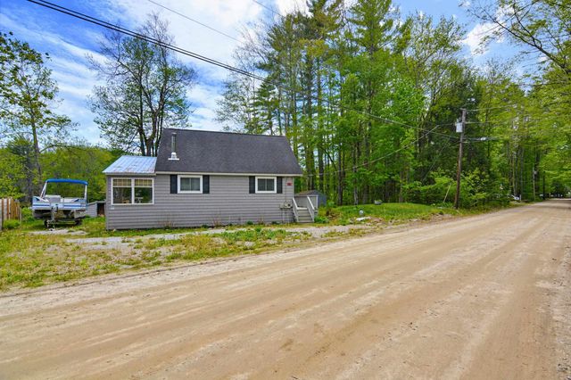 33 Moccasin Trail, Hillsborough, NH 03244