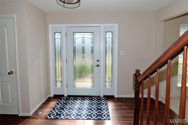 5023 Royal Burgess Drive, St Peters, MO 63304