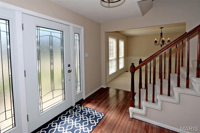 5023 Royal Burgess Drive, St Peters, MO 63304