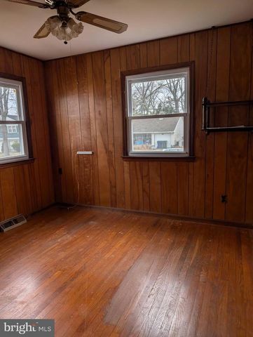 402 ASTER AVE, Northfield, NJ 08225