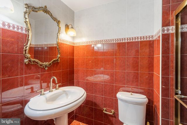 509 LONG LN, Huntingdon Valley, PA 19006