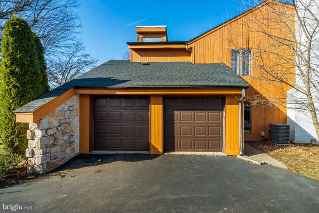 509 LONG LN, Huntingdon Valley, PA 19006