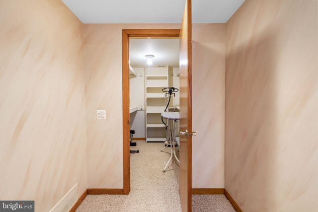 509 LONG LN, Huntingdon Valley, PA 19006