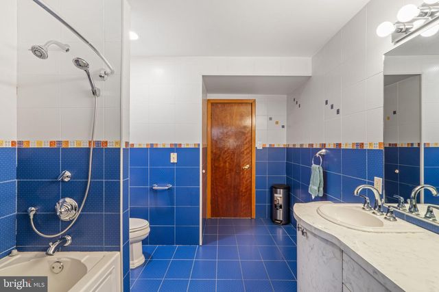 509 LONG LN, Huntingdon Valley, PA 19006