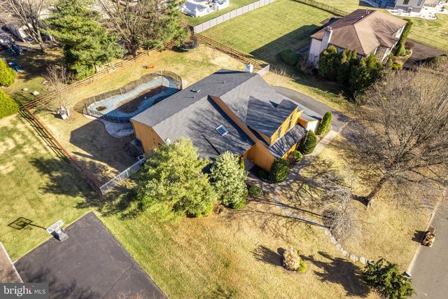 509 LONG LN, Huntingdon Valley, PA 19006