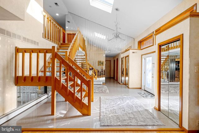 509 LONG LN, Huntingdon Valley, PA 19006