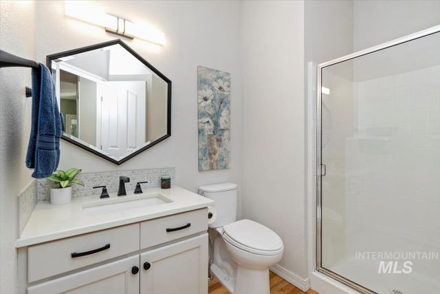 7701 W Bearcreek Ct, Boise, ID 83704