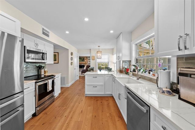 4705 W SAN RAFAEL STREET, Tampa, FL 33629