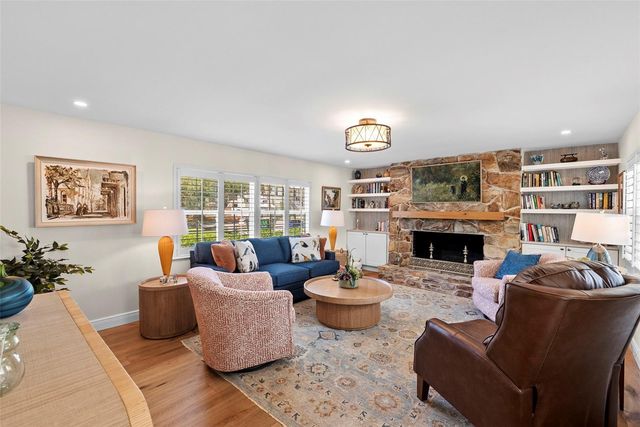 4705 W SAN RAFAEL STREET, Tampa, FL 33629