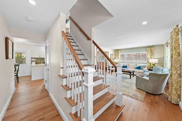 4705 W SAN RAFAEL STREET, Tampa, FL 33629