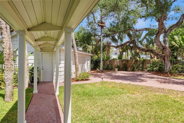 4705 W SAN RAFAEL STREET, Tampa, FL 33629